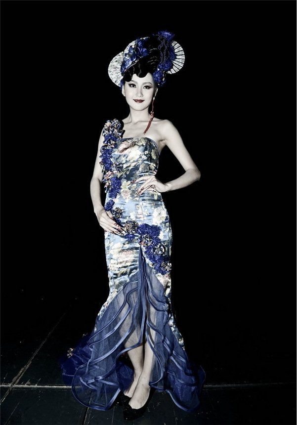 美(měi)容美发化妆比赛作品 美容(róng)美发(fā)化妆比赛作(zuò)品